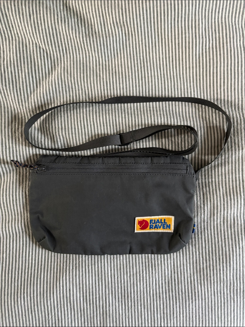 Fjallraven • Gray/Navy Crossbody Pouch